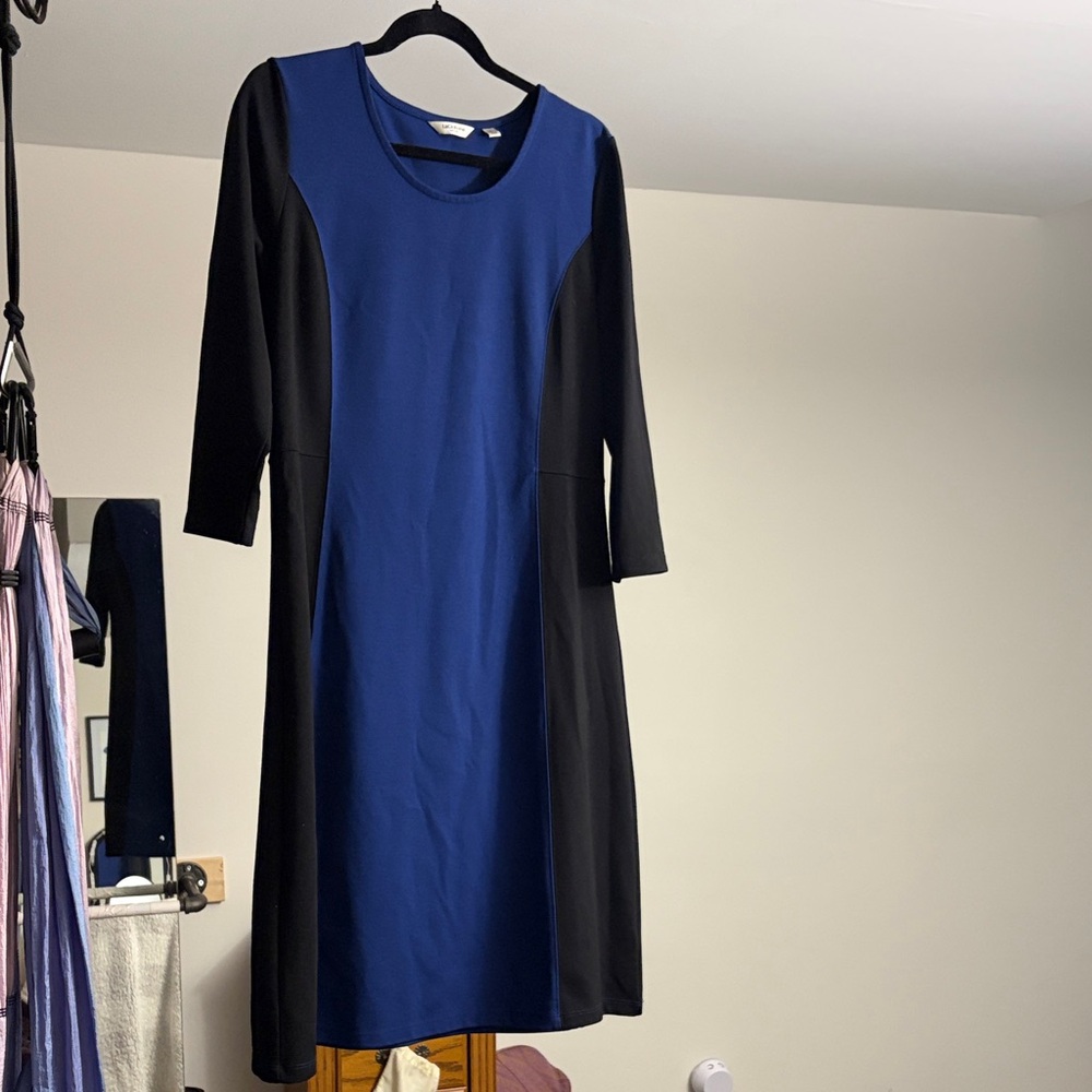 Liz Claiborne Blue and Black Dress